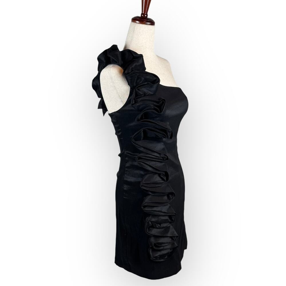 VTG Y2K Forever 21 LBD Black Dress One Shoulder Ruffle Bodycon Size‎ Small